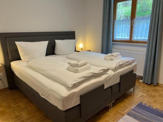 Apartment Auszeit Am Breitenbach - Ruhig Gelegen, Schoene Sonnenterrasse Шлірзе Екстер'єр фото